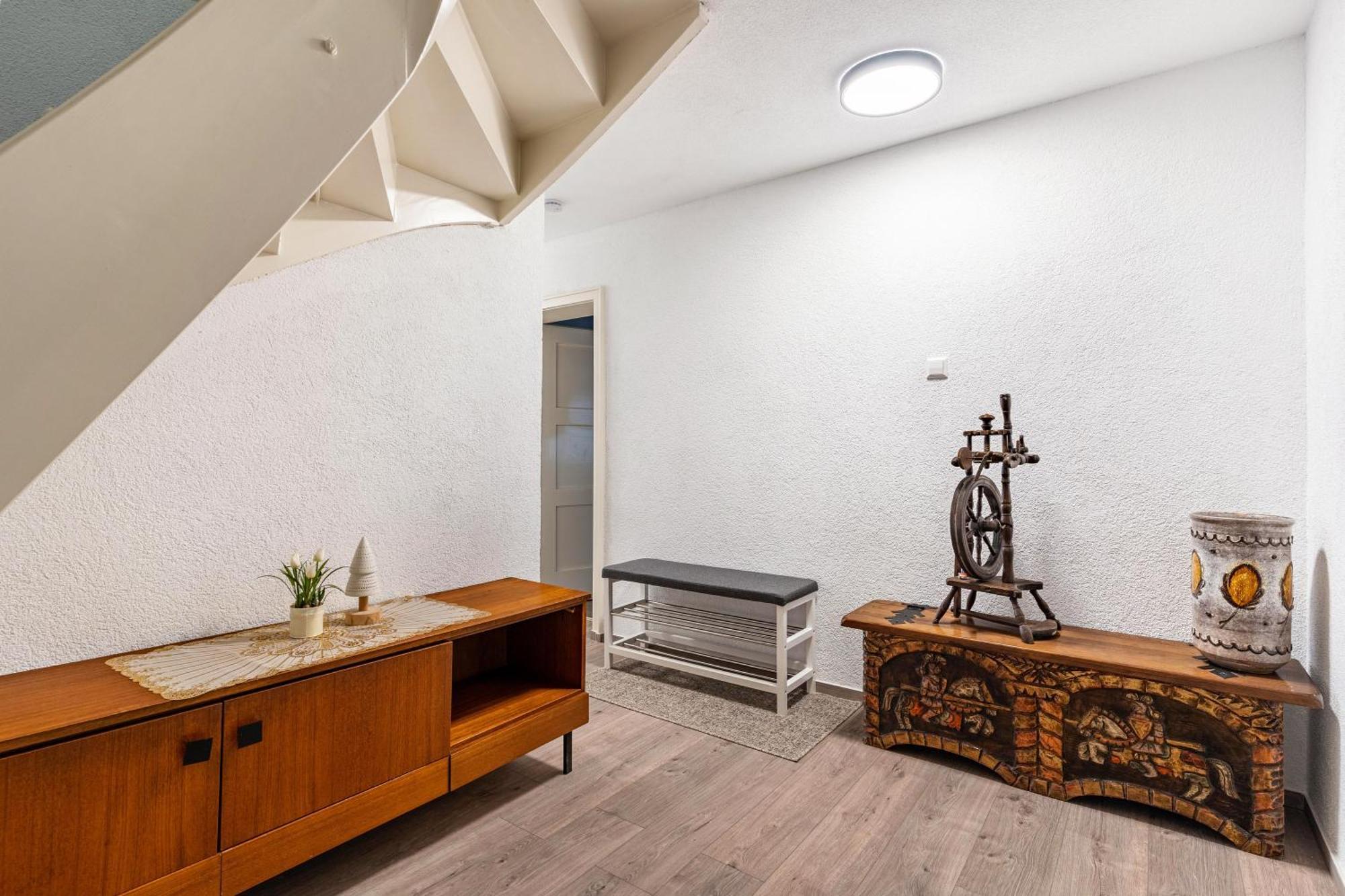 Ferienhaus Burghalde Mit Sauna アルピルスバッハ エクステリア 写真