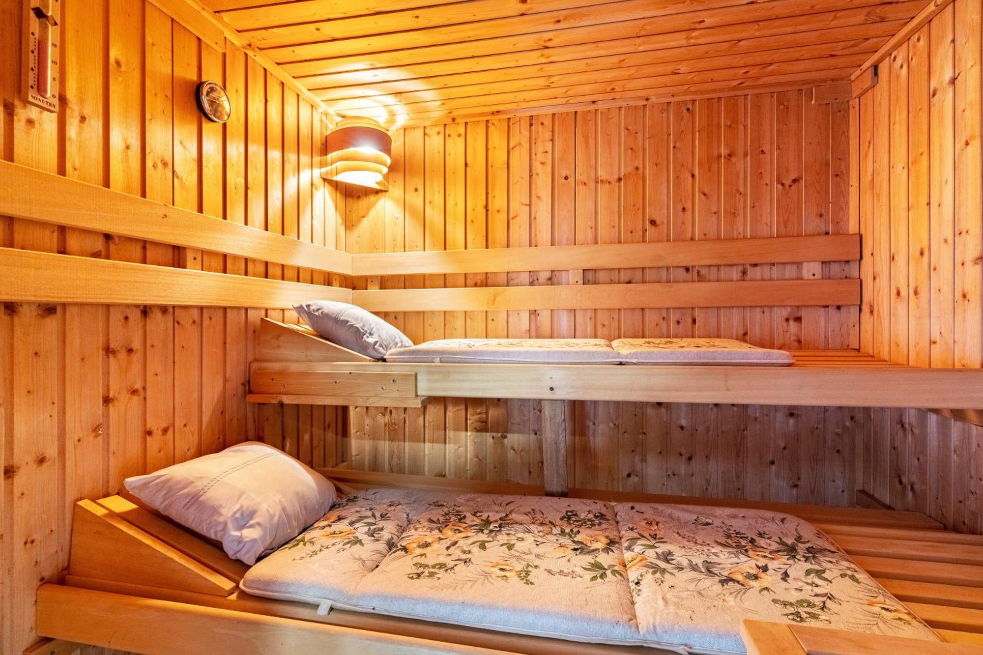 Ferienhaus Burghalde Mit Sauna アルピルスバッハ エクステリア 写真